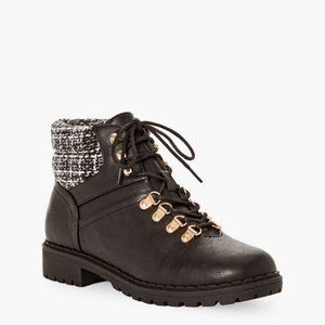 NIB JUSTFAB RAYLN LACE-UP ANKLE BOOT (8 / BLACK)